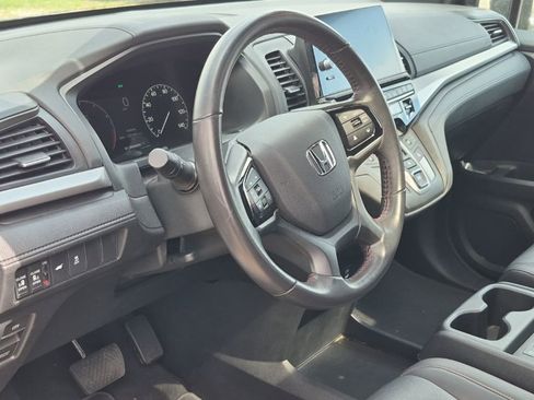 Used 2025 Honda Odyssey Sport-L image 6