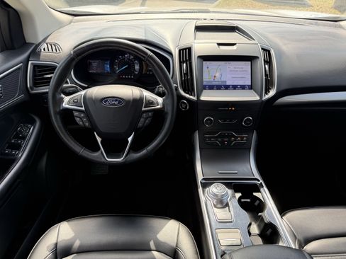 Used 2020 Ford Edge SEL w/ Convenience Package image 14