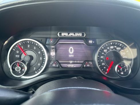 Used 2025 RAM 1500 Warlock AWD/4WD image 22
