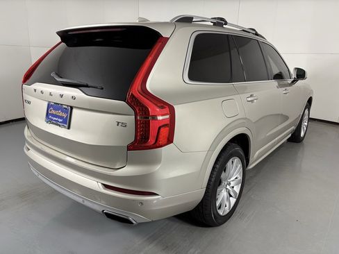 Used 2016 Volvo XC90 T5 Momentum image 8