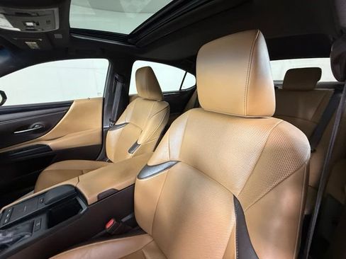 Used 2019 Lexus ES 350 w/ Accessory Package 2 FWD image 14