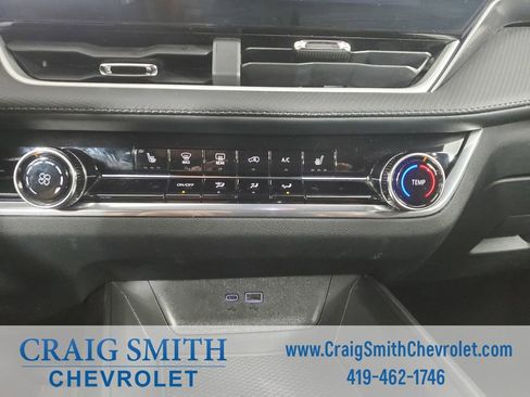 Used 2025 Chevrolet Equinox LT image 25