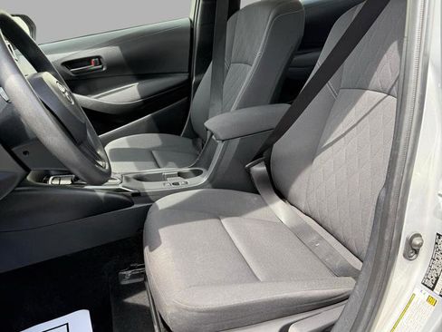 Used 2023 Toyota Corolla LE image 25