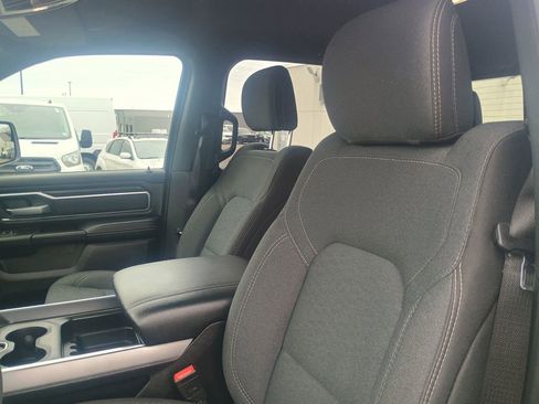 Used 2025 RAM 1500 Big Horn AWD/4WD image 12