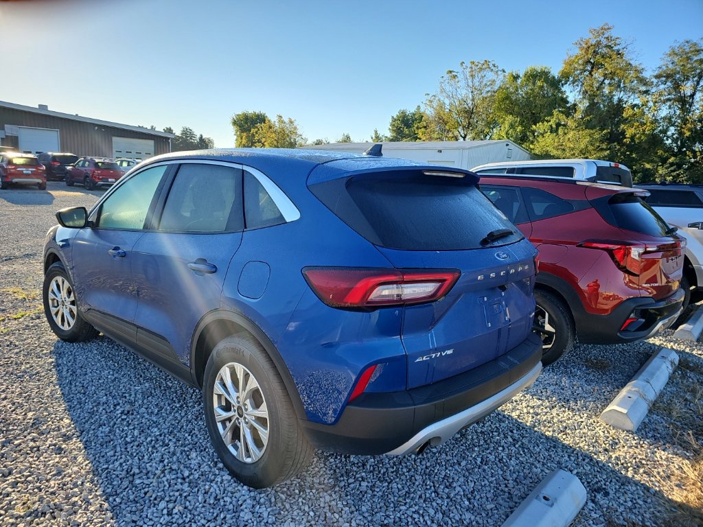 Used 2023 Ford Escape Active AWD/4WD image 9