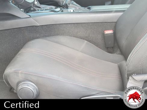 Used 2018 MAZDA MX-5 Miata Club RWD image 24