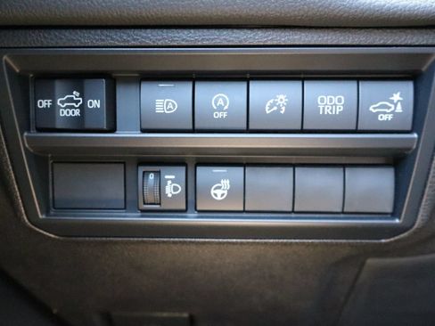 Used 2026 Toyota Tundra Limited w/ TRD Off-Road Package AWD/4WD image 28