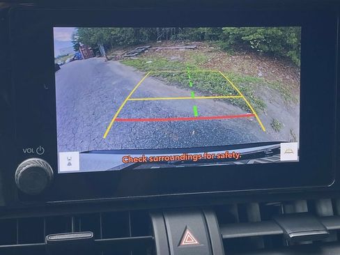 Used 2024 Toyota RAV4 XLE FWD image 26