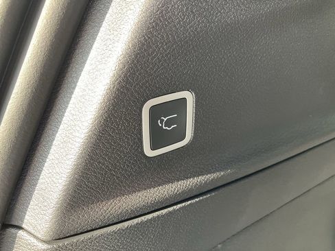 New 2026 Chrysler Pacifica Select image 34