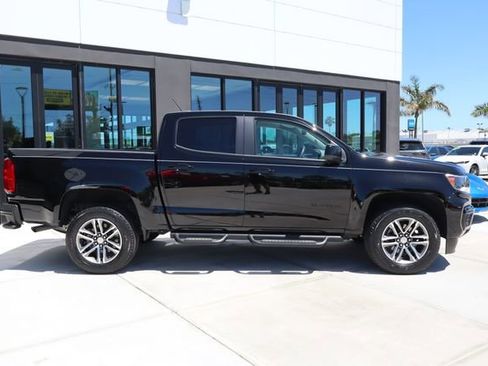 Used 2021 Chevrolet Colorado W/T w/ Custom Special Edition RWD image 2