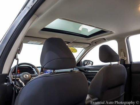 Used 2019 Nissan Altima 2.5 SV image 17