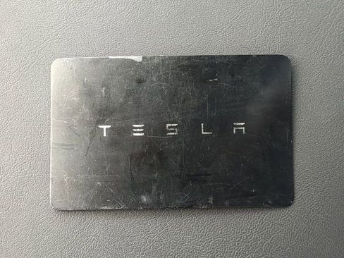 Used 2024 Tesla Cybertruck AWD Crew Cab image 29