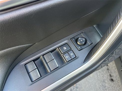 Used 2024 Toyota RAV4 SE w/ Weather & Moonroof Package image 13