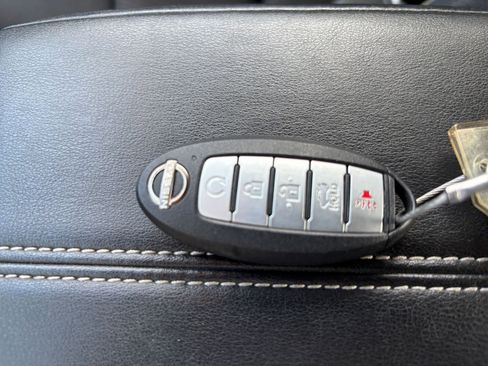 Used 2025 Nissan Altima 2.5 SV FWD image 25