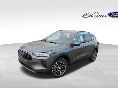 New 2025 Ford Escape SE