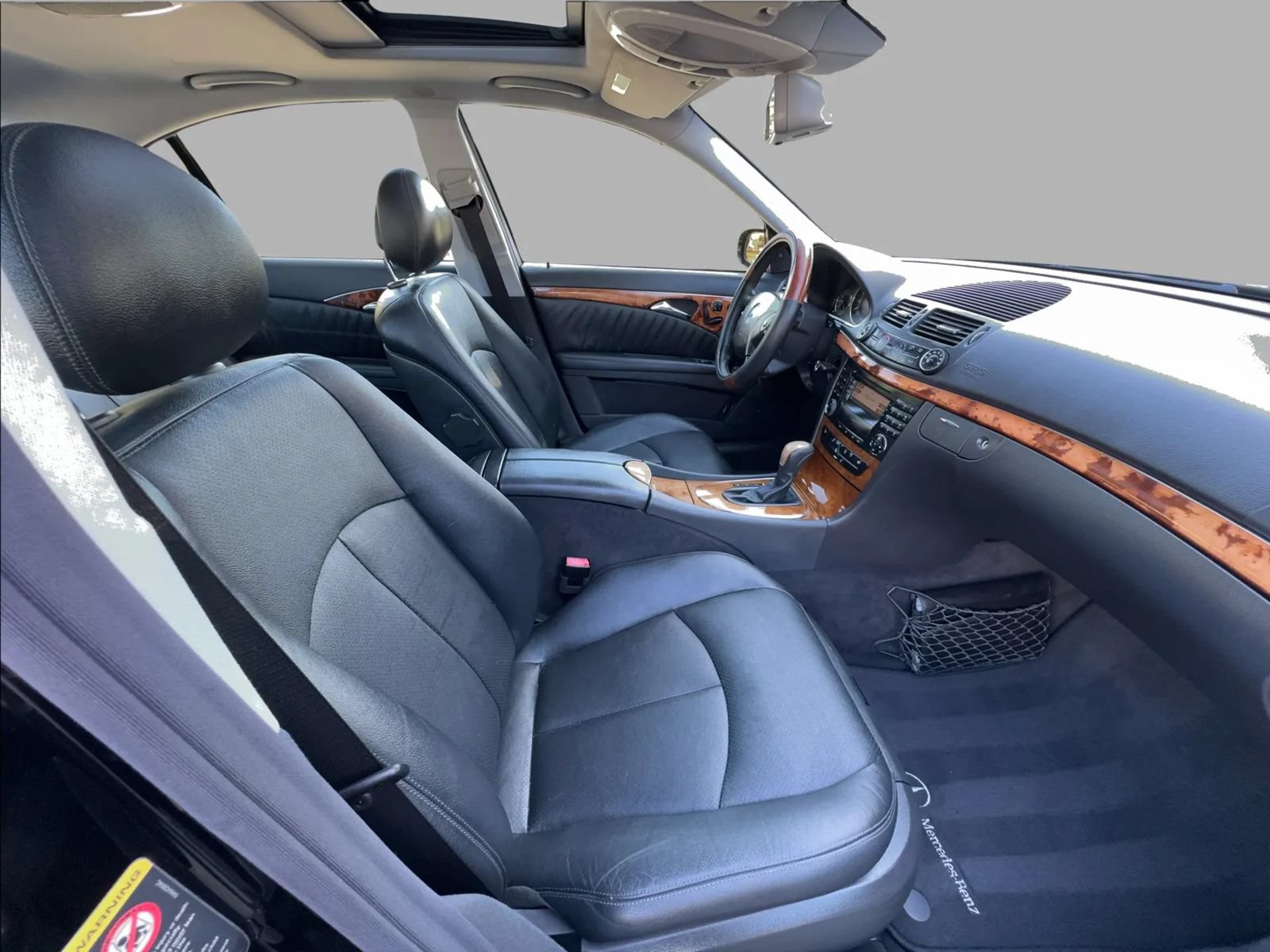 Used 2003 Mercedes-Benz E 320 Sedan image 43