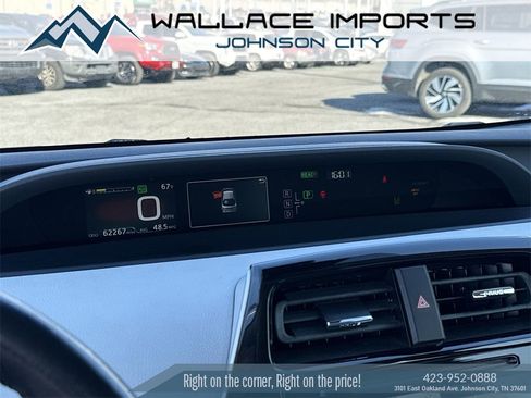 Used 2016 Toyota Prius Three w/ Advanced Technology Package image 35