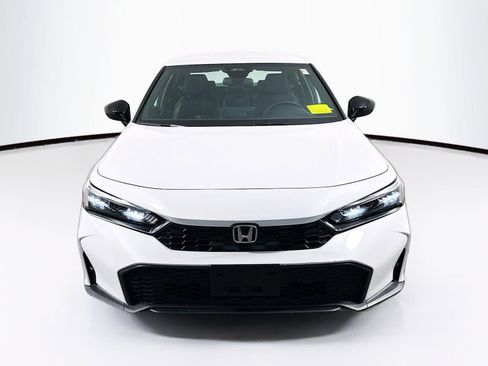 Used 2023 Honda Civic Sport image 2