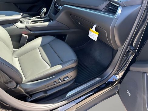New 2026 Cadillac XT5 Sportv w/ LPO, Onyx Lite Package AWD/4WD image 19
