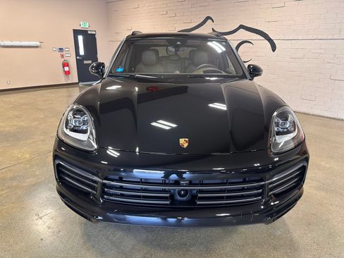 Used 2023 Porsche Cayenne Platinum Edition AWD/4WD image 51