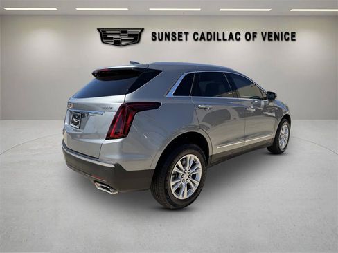 New 2026 Cadillac XT5 Luxury AWD/4WD image 3