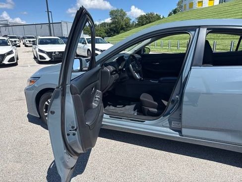 Certified 2025 Nissan Sentra SV w/ All-Weather Package FWD image 11