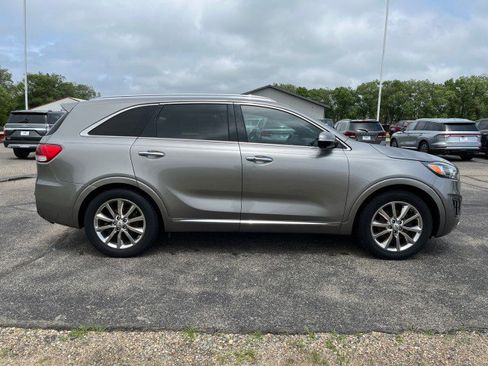 Used 2017 Kia Sorento SX image 6