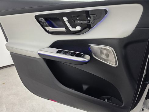 New 2026 Mercedes-Benz GLC 300 image 18