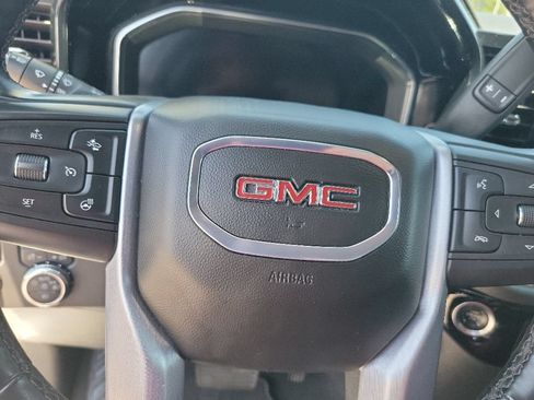 Used 2025 GMC Sierra 1500 SLT AWD/4WD image 23