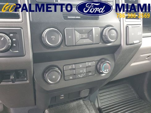 Used 2022 Ford F550 4x4 Crew Cab Super Duty w/ Power Equipment Group image 21