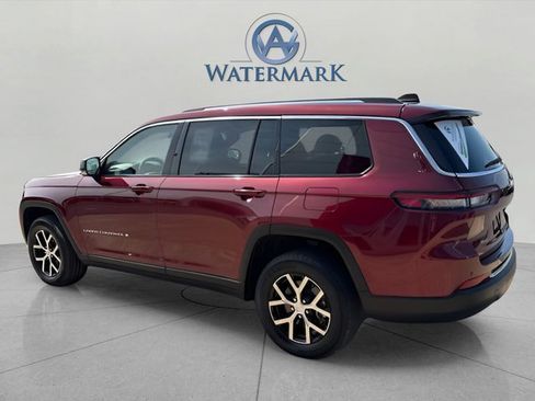 Used 2023 Jeep Grand Cherokee L Limited AWD/4WD image 3