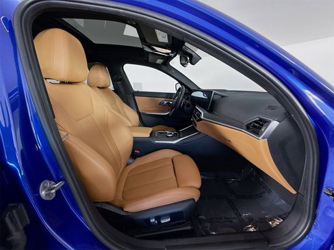 Certified 2023 BMW 330i Sedan w/ M Sport Package image 30