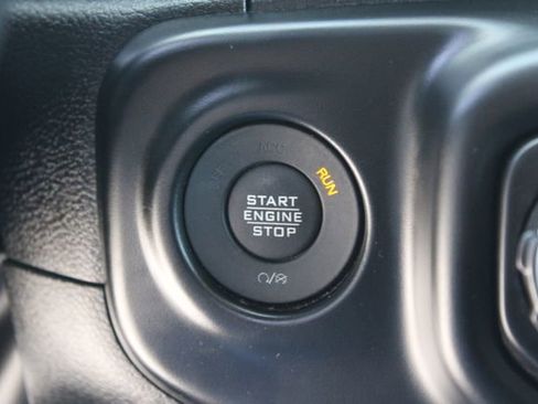 Used 2023 Jeep Wrangler Unlimited Sahara AWD/4WD image 20