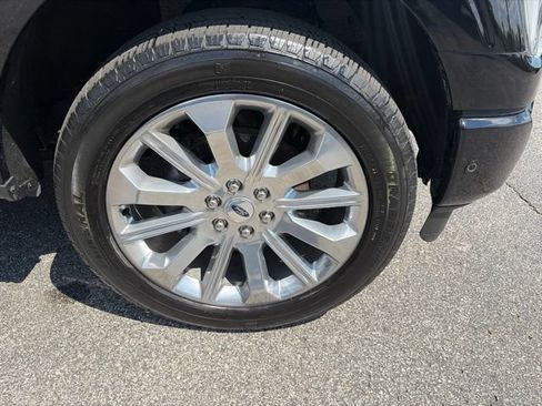 Used 2022 Ford F150 Limited AWD/4WD image 2