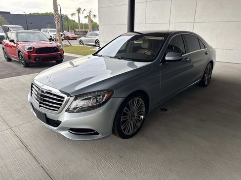 Used 2017 Mercedes-Benz S 550 4MATIC Sedan image 7