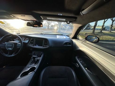 Used 2021 Dodge Challenger R/T Scat Pack w/ Shaker Package image 29