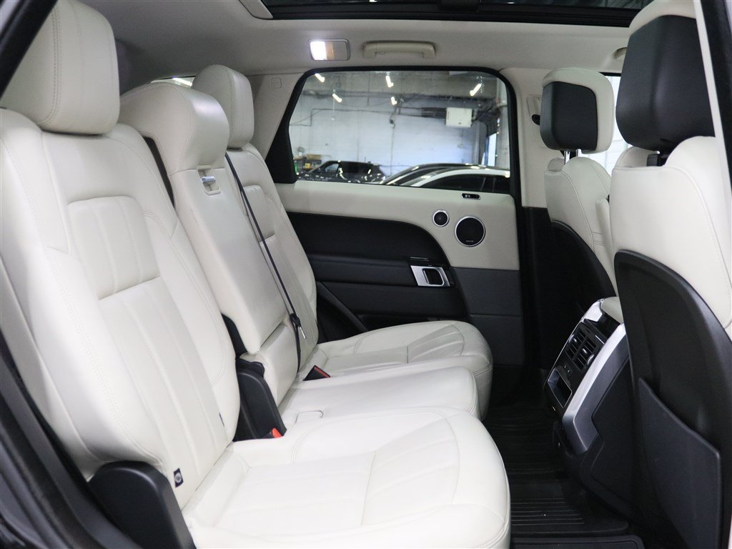 Used 2020 Land Rover Range Rover Sport HSE AWD/4WD image 15