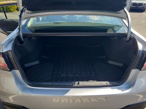 Used 2025 Subaru Legacy Limited image 36