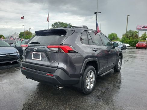Used 2024 Toyota RAV4 XLE FWD image 12