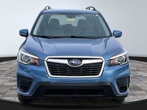 Used 2020 Subaru Forester Premium image 4