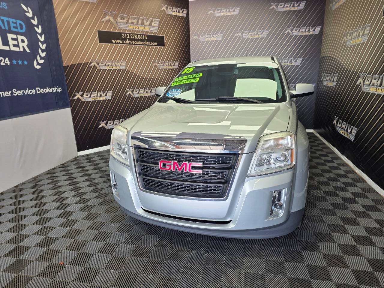 Used 2015 GMC Terrain SLE FWD image 3