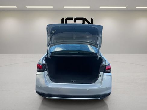 Used 2025 Nissan Versa SV FWD image 16