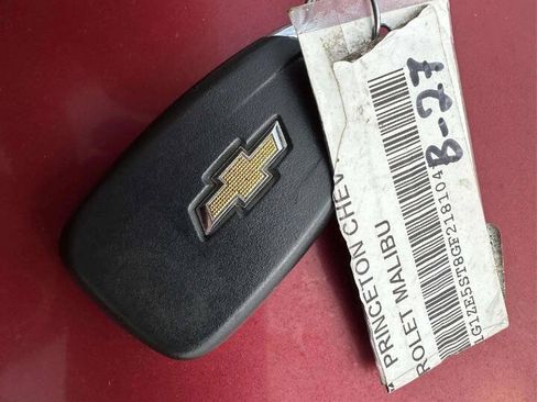 Used 2016 Chevrolet Malibu LT FWD image 34