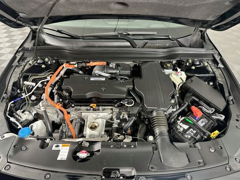 Used 2018 Honda Accord Touring image 34