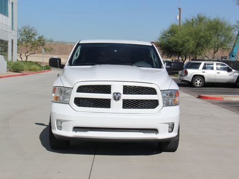 Used 2018 RAM 1500 Express image 2