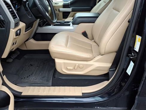 Certified 2021 Ford F250 Lariat w/ Lariat Ultimate Package image 17