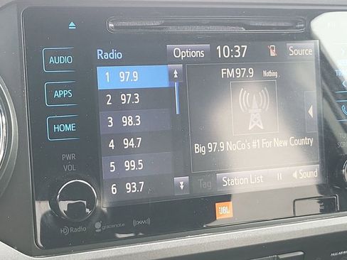 Used 2019 Toyota Tacoma TRD Sport image 19