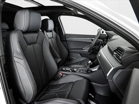 New 2025 Audi Q3 2.0T Premium image 11