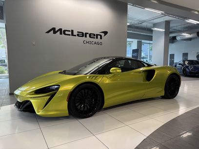 Used 2025 McLaren Artura Spider