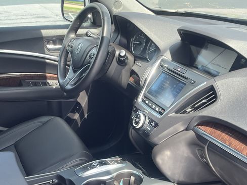Used 2018 Acura MDX FWD w/ Technology Package image 15